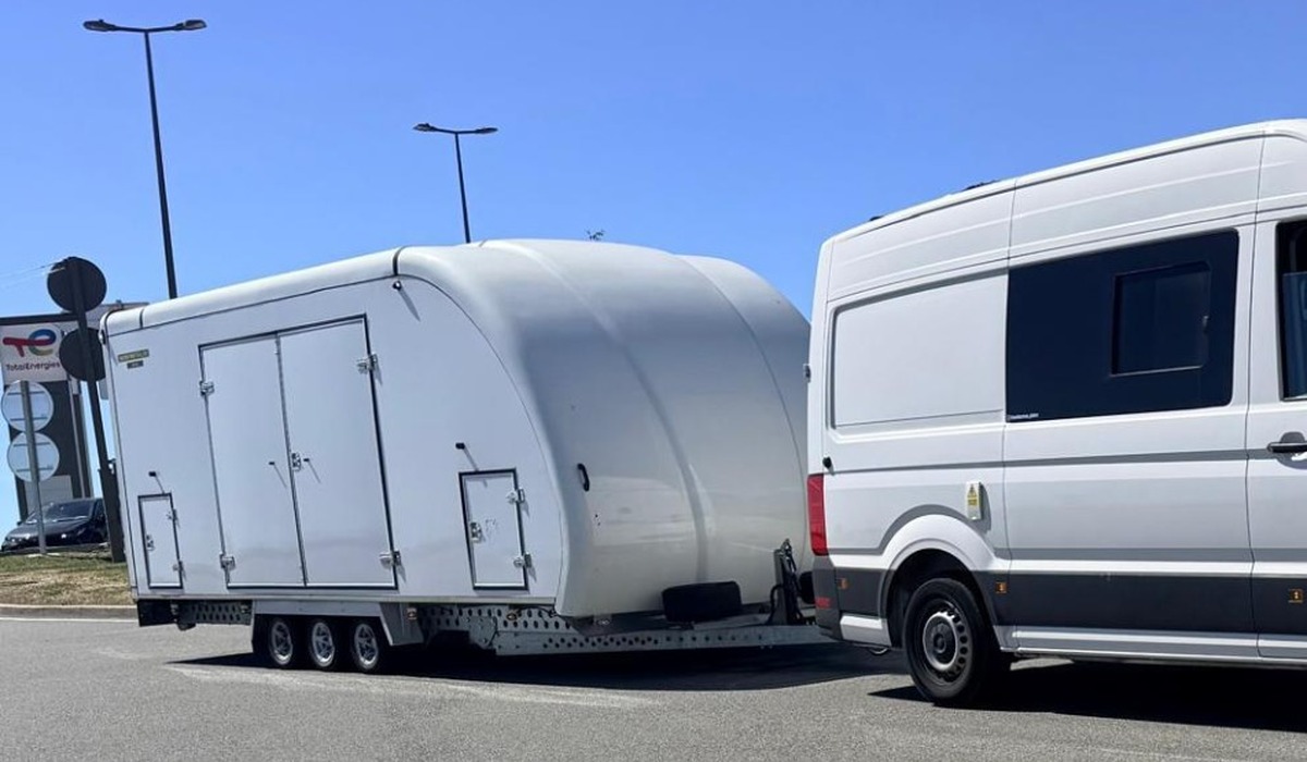 Secure Vehicle Transport van and enclosed trailer